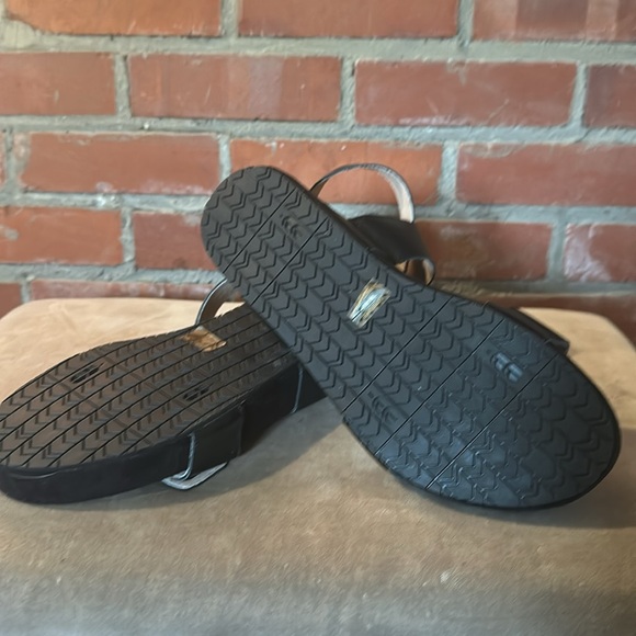 Ladies Adjustable Sandals - Picture 4 of 5